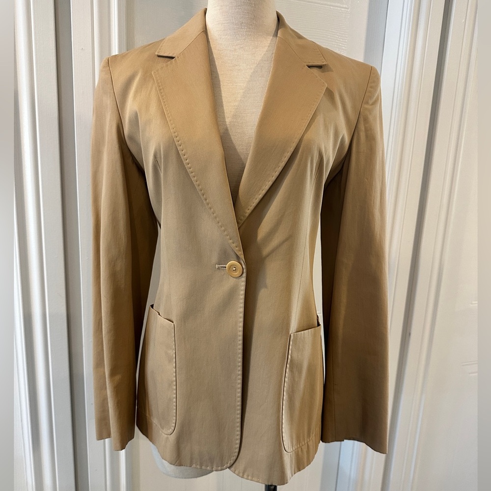 MaxMara Single-Button Blazer in Camel, Made in Italy